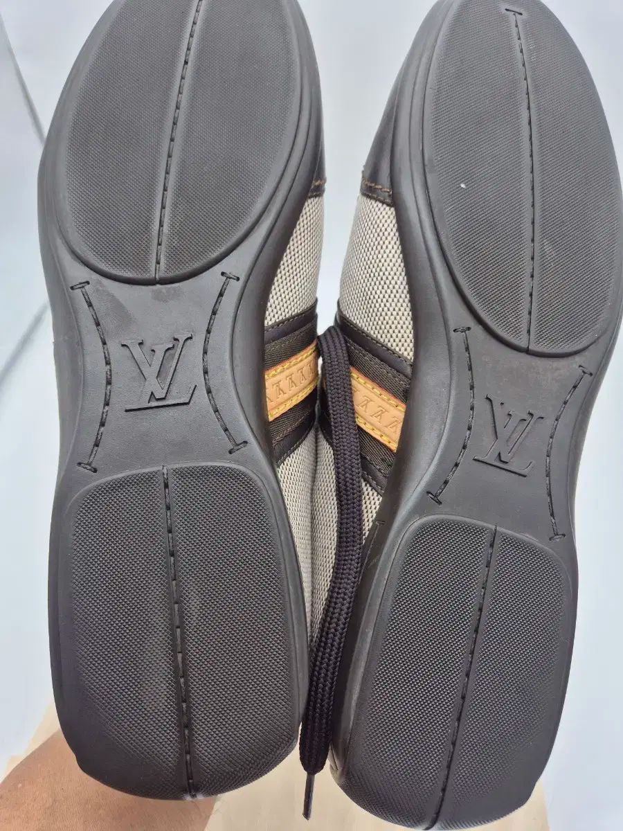  Louis Vuitton ルイヴィトン メンズ スニーカーズ ブラウン シリーズ ローファー ブーツ 革靴