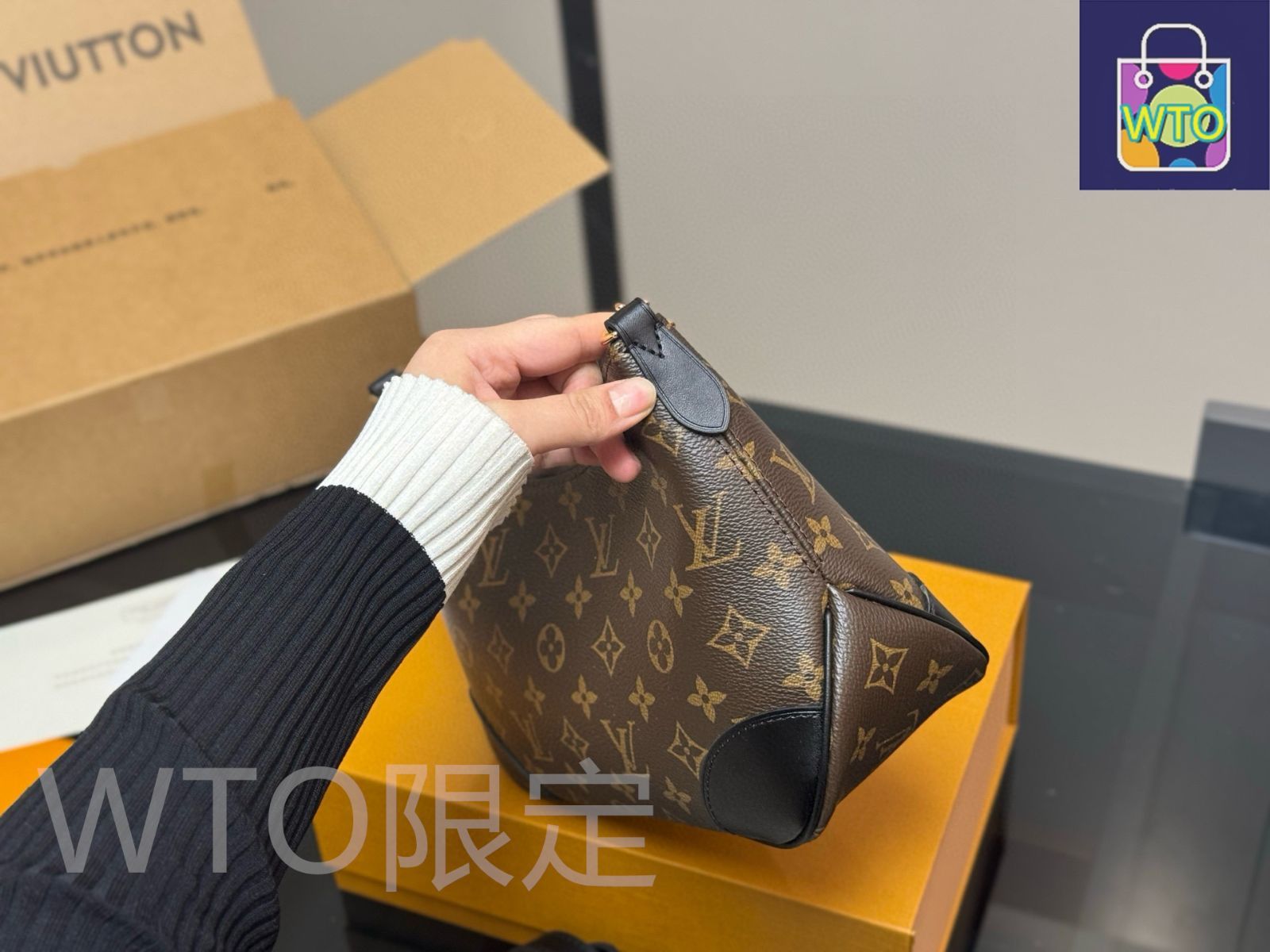 今日特価】Louis Vuitton ルイ・ヴィトン 折りたたみ式ボックス