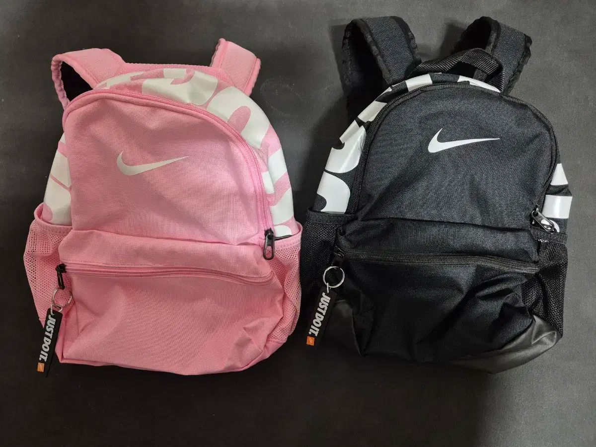 NIKE ナイキ ミニバックパック バッチのみ お子様もご利用いただけます