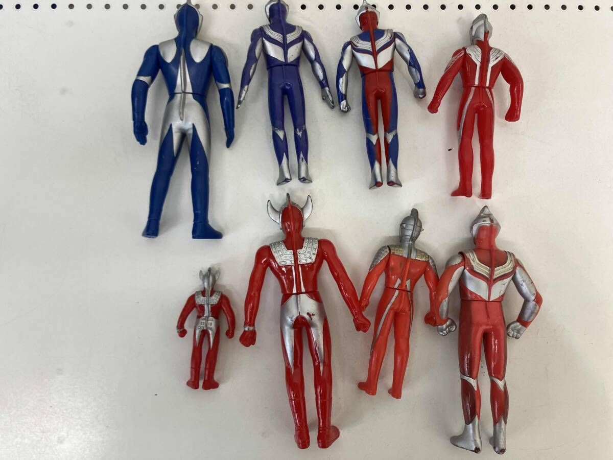 ウルトラマンソフビ 合計115体！ まとめ売りのみ ウルトラマン ソフビまとめ売り - メルカリ