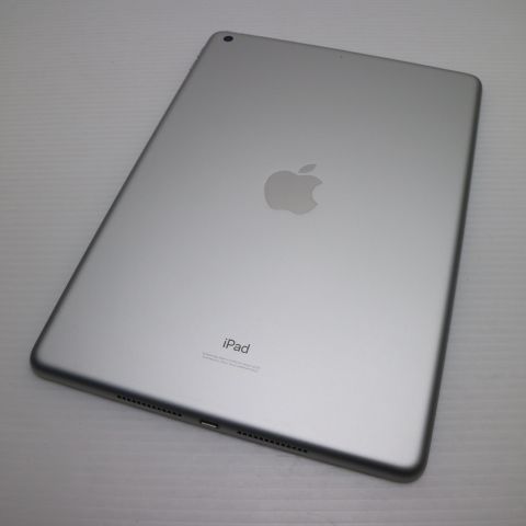 超美品 iPad 第8世代 Wi-Fi 32GB シルバー 即日発送 タブレット