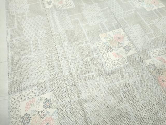 平和屋着物●本場大島紬　白大島　120亀甲　色紙重ね吉祥草花文　正絹　逸品　未使用　CAAS7082yc 平和屋着物○本場大島紬 白大島 120亀甲 色紙重ね吉祥草花文 正絹 逸品