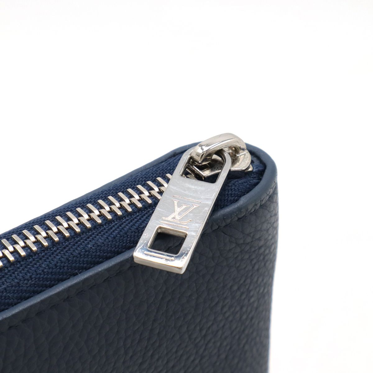 LOUIS VUITTON ルイ ヴィトン LVアエログラム ジッピー