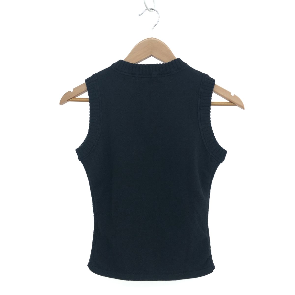 BURBERRY BLUELABEL バーバリーブルーレーベル アメスリ調ロゴ刺繍ニット 38 ノースリーブ|ハーフジップ ブラック レディース | 240001162264