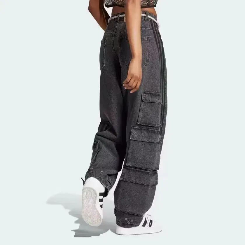 斬新な ADIDASアディダス