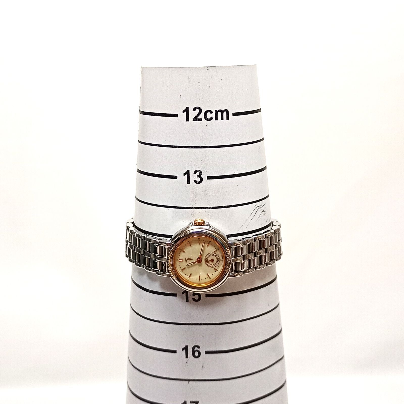 稼働品】 TRUSSARDI トラサルディ 腕時計 TR－7006 3針 ラウンド 