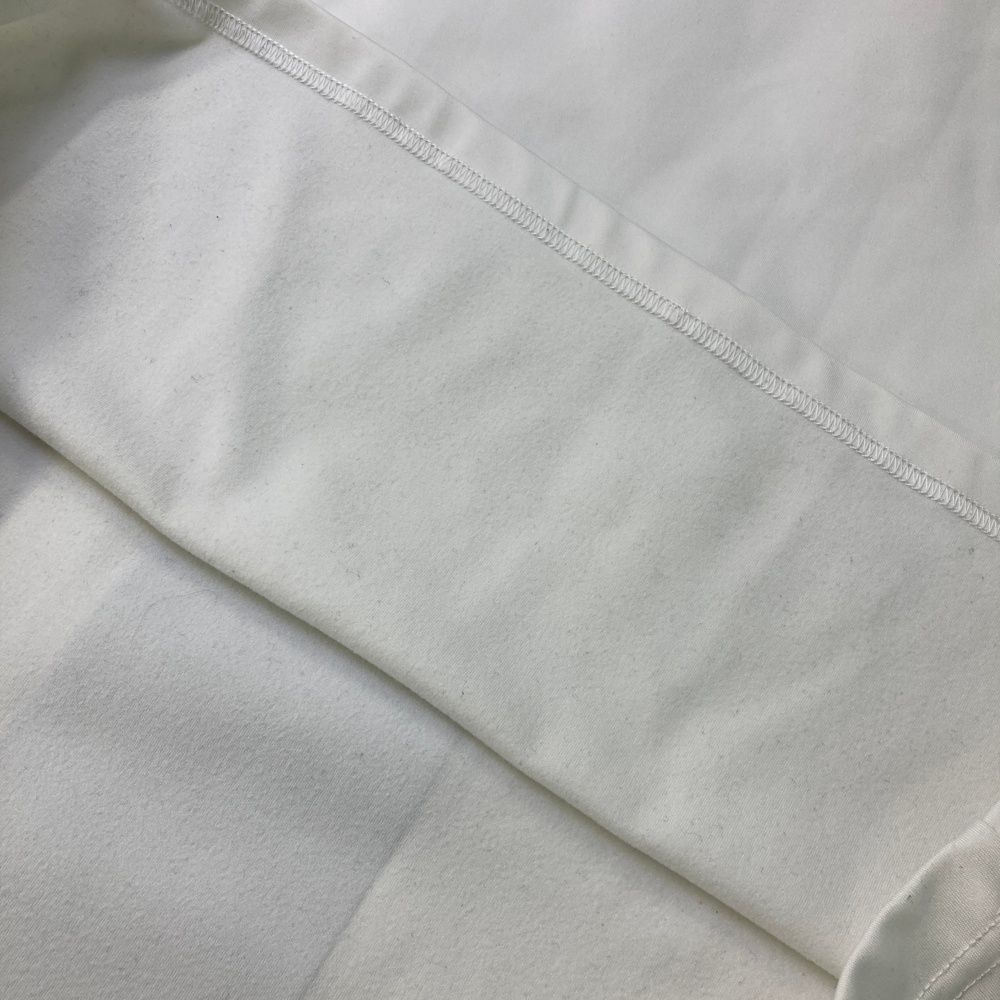サイズ：L V12 ヴィトゥエルヴ  裏起毛ハイネック長袖Tシャツ  ホワイト系 [240101481239] ゴルフウェア メンズ ストスト サイズ：L V12 ヴィトゥエルヴ 裏起毛ハイネック長袖Tシャツ