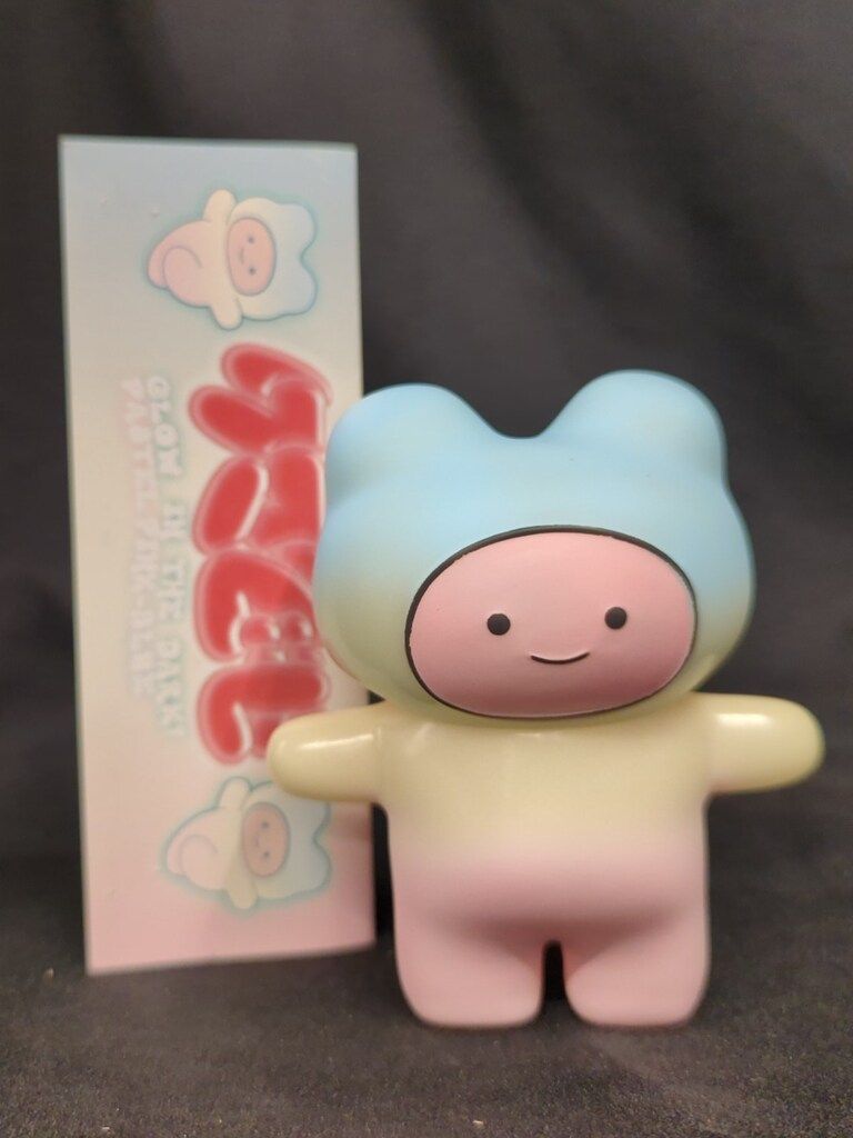 クマども 未開封フィギュア ソフビ ピンク１体‼︎ クマどもソフビ人形 pink/blue | アメショップ