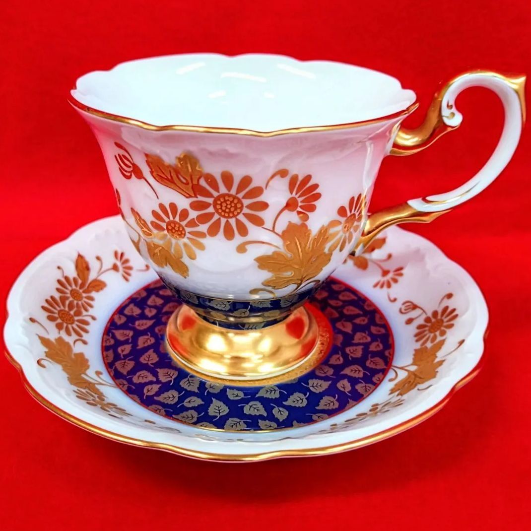 大倉陶園 天皇 20周年 金白金蝕吉祥菊白樺文 カップ&ソーサー ペア