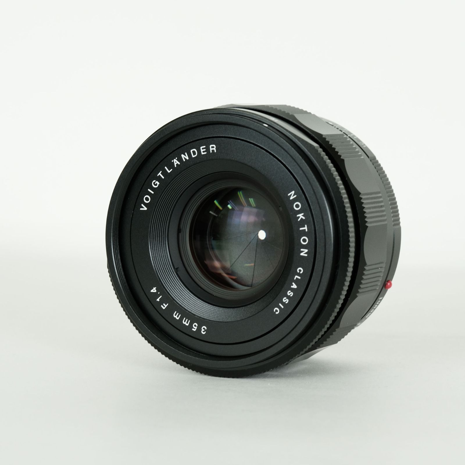 良品] Voigtlander NOKTON classic 35mm F1.4 [ソニーE用