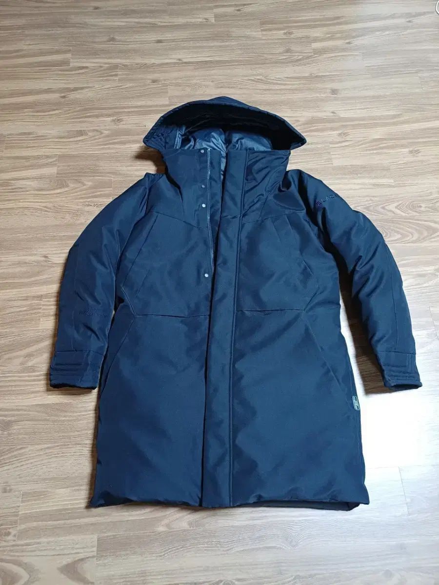 BLACK YAK ブラックヤク GORE-TEX₍ゴアテックス 両面グースダウン 95 実際のサイズ 98 素晴らしい状態