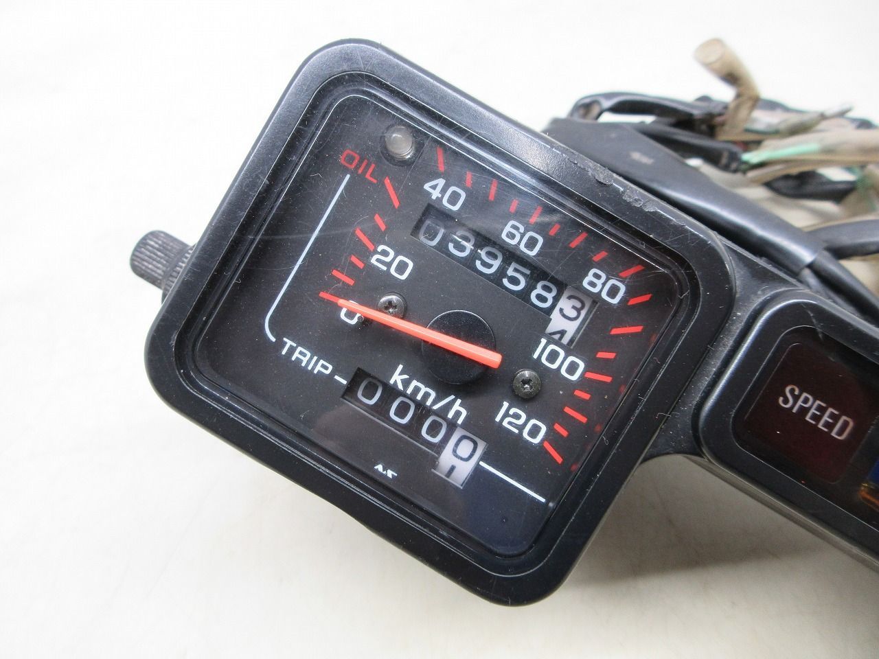 メーターユニット