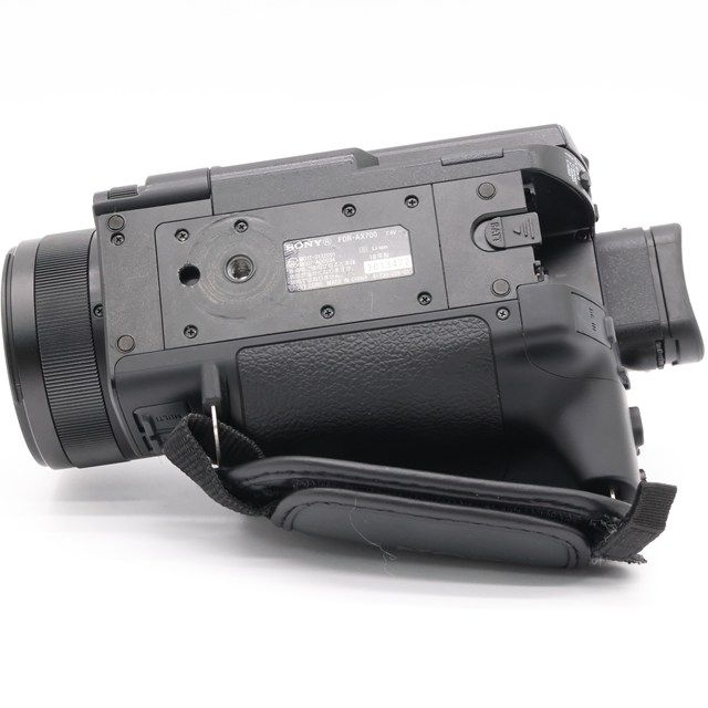 SONY FDR-AX700