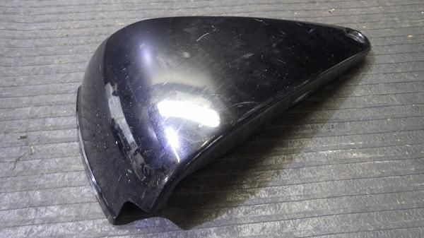 カワサキ バルカン400 VN400A サイドカバー左　割れ無し K76-56