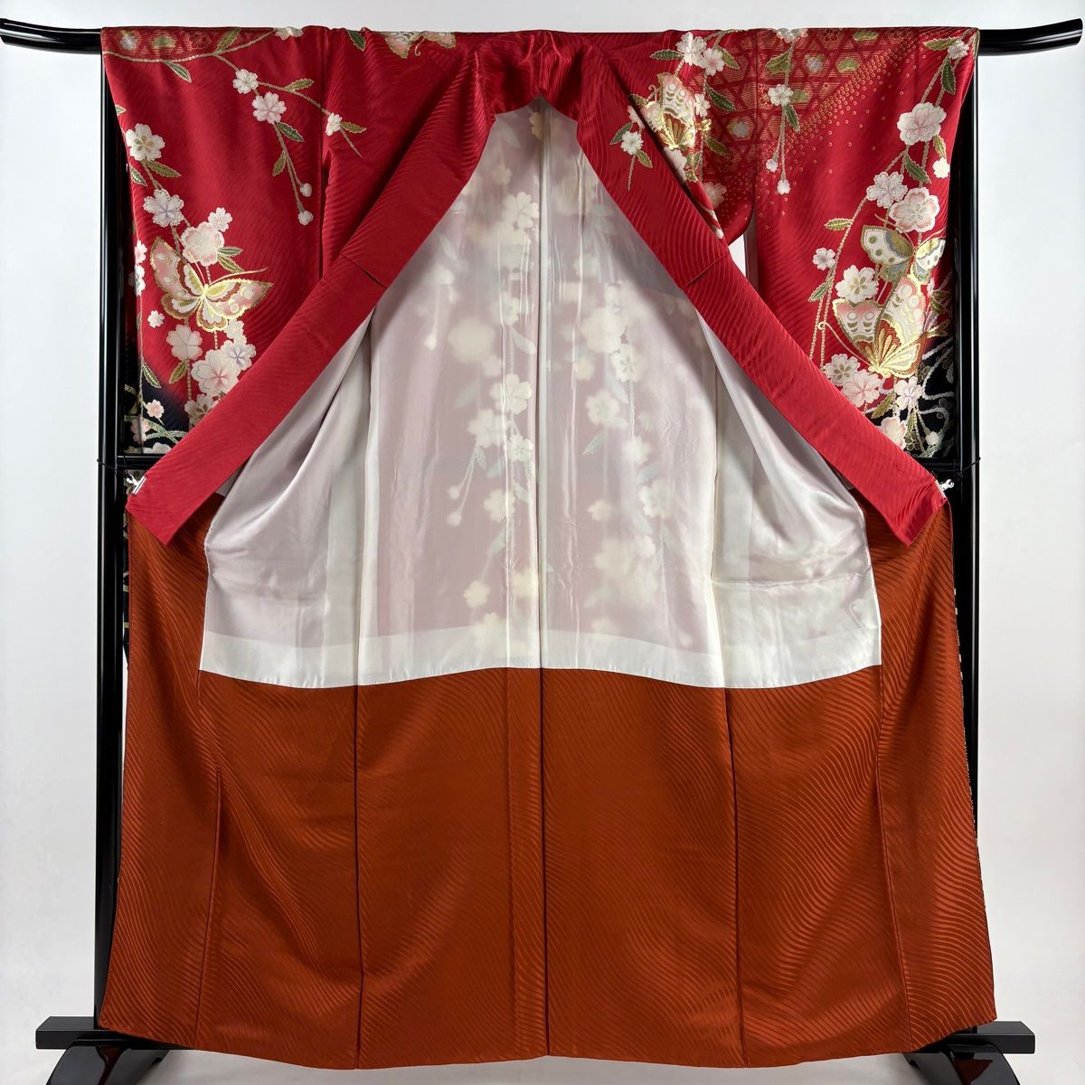 振袖 身丈162cm 裄丈67.5cm L 袷 蝶 桜 金糸 金彩 赤 正絹 秀品
