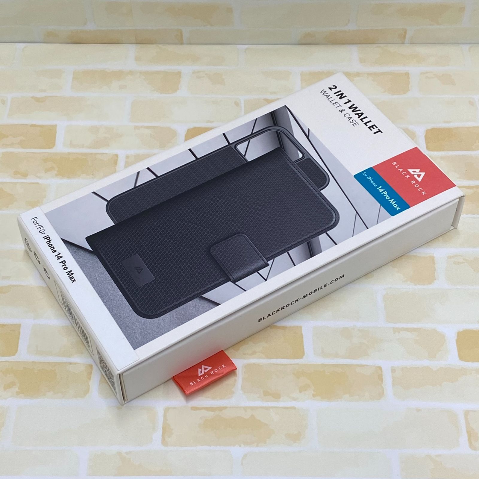 Black Rock iPhone 14 Pro Max 2-In-1 Wallet 1232TIW02