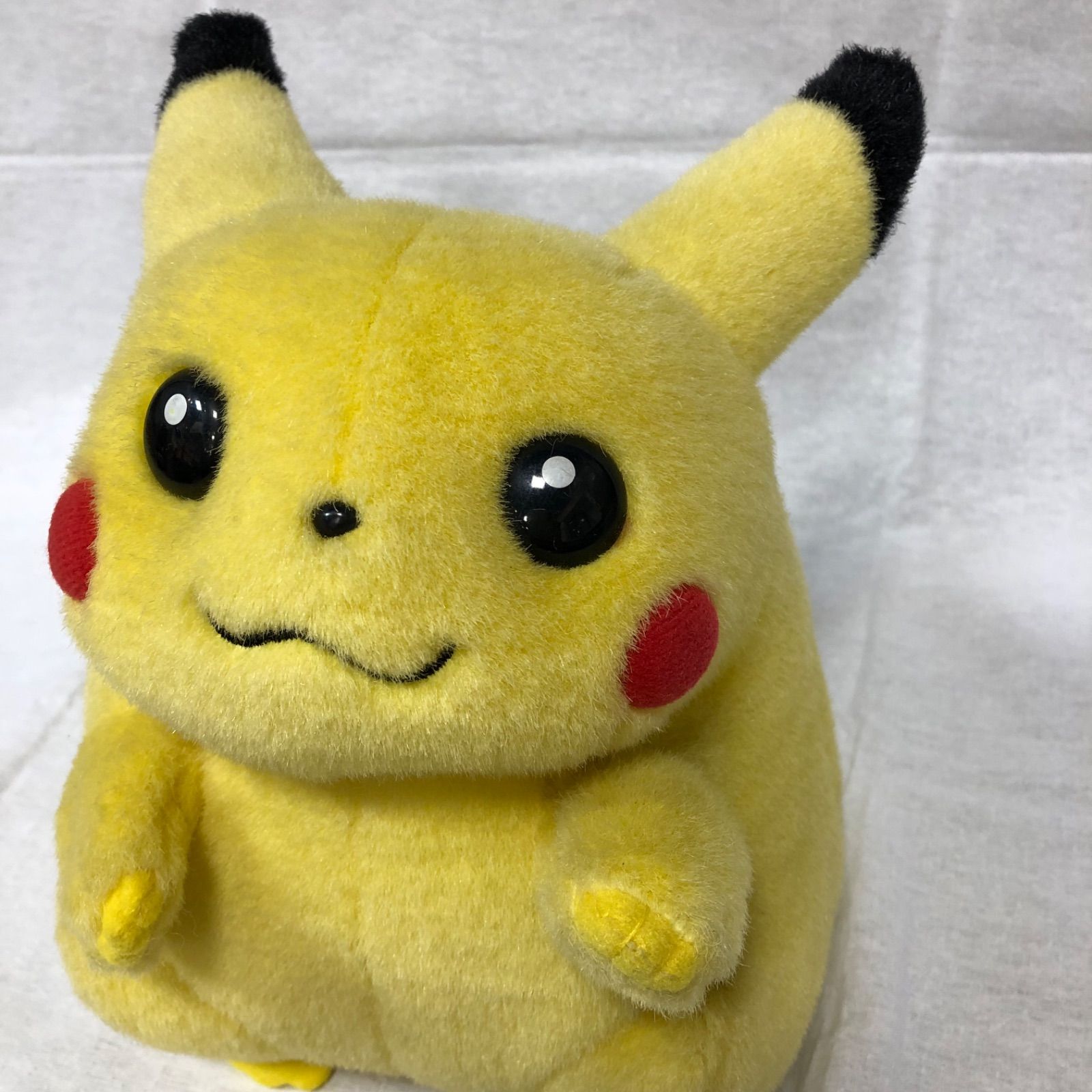【タグ無し】ピカチュウ ぬいぐるみ 初期 バンザイ にっこり 初期 ピカチュウ ぬいぐるみ にっこり バンザイ TOMY