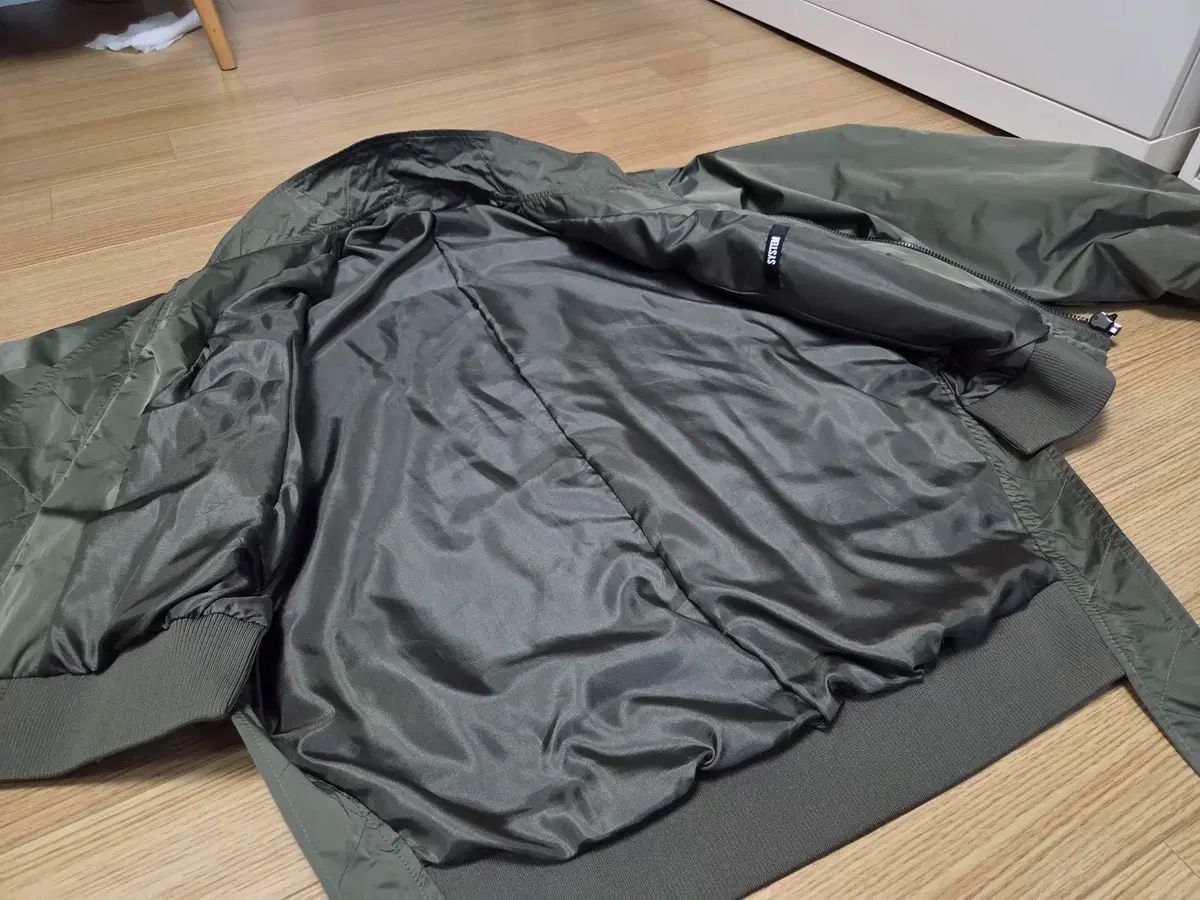 アシンメトリー