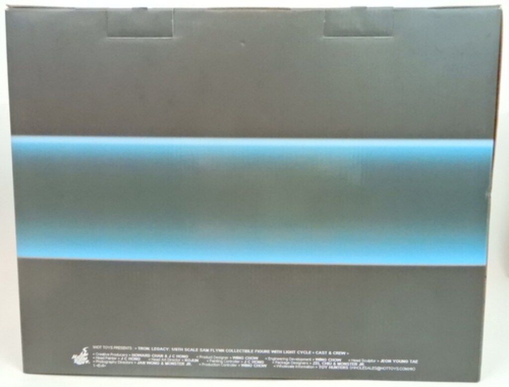 HOTTOYS MOVIE MASTERPIECE SAM FLYNN WITH LIGHT CYCLE MMS142