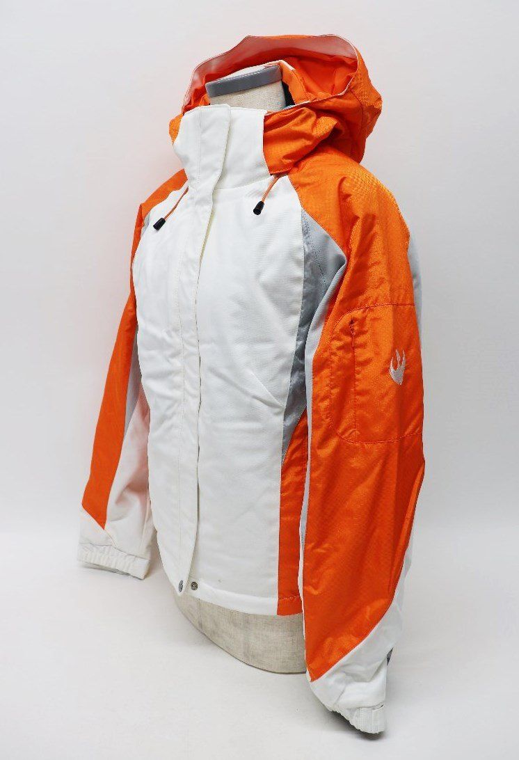 FILA スキーウェアレディース Mサイズ 美品 ダウンジャケット吸湿発熱素材