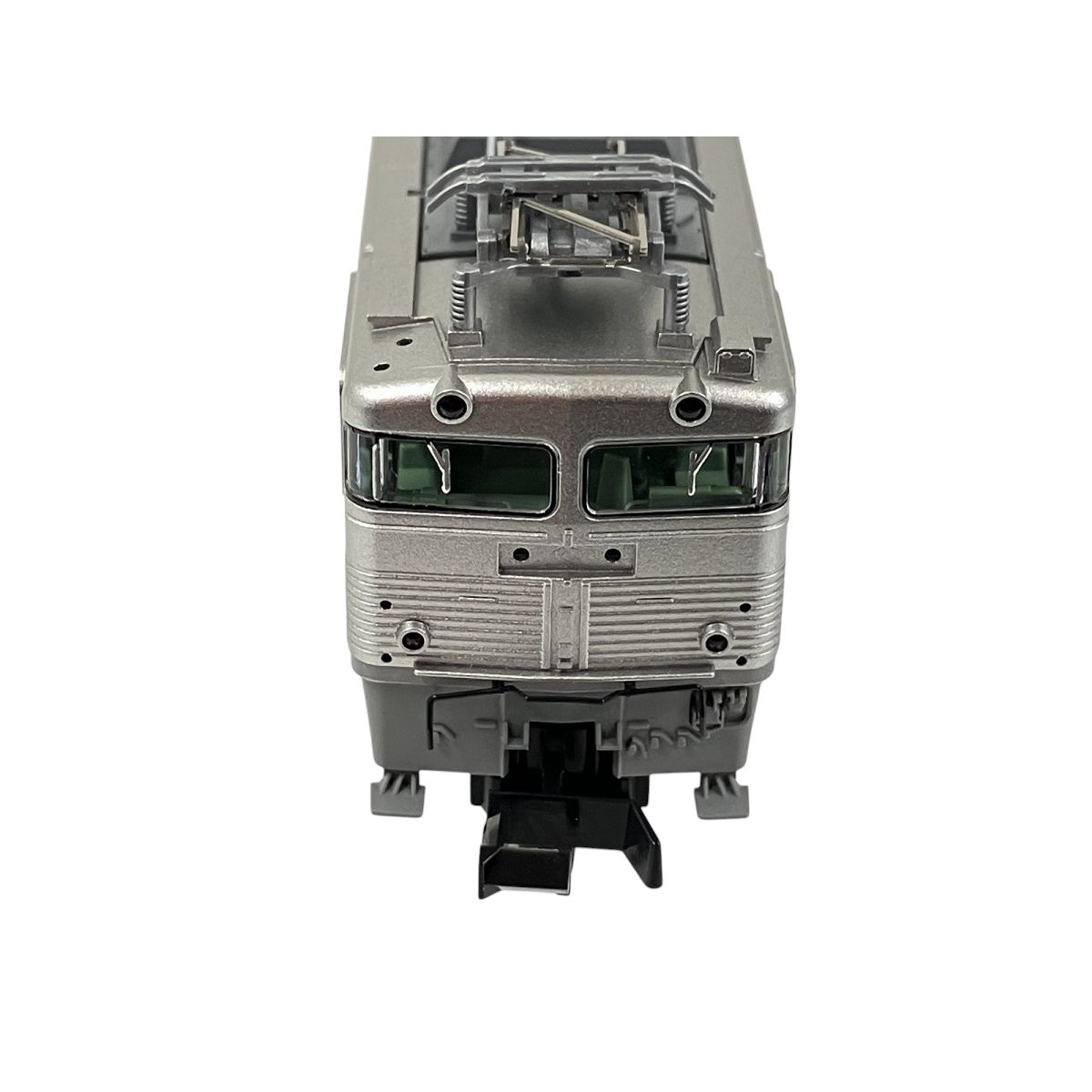 9134 EF81-300
