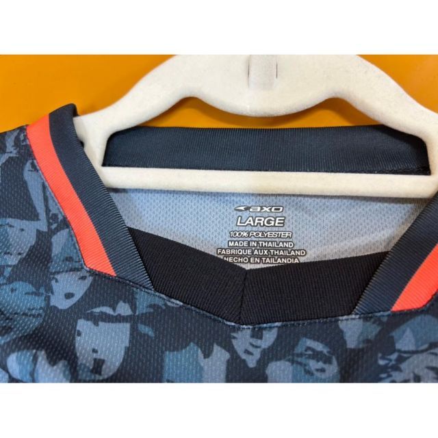 SIZE L