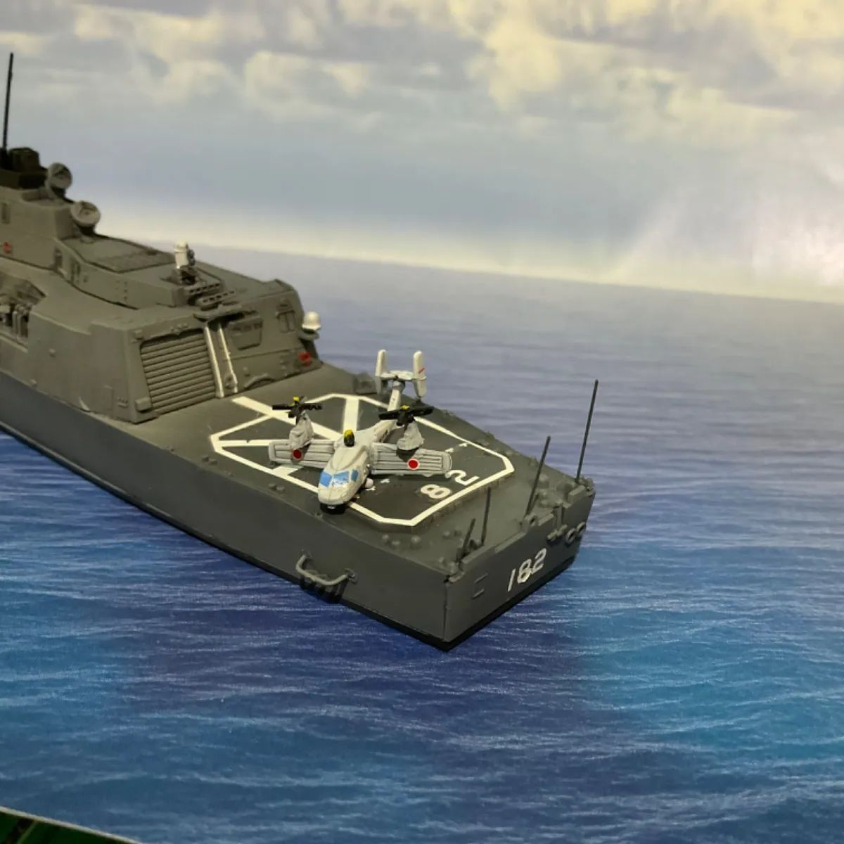 ジパング 国防軍 イージス艦みらい 完成品 海鳥付き - メルカリ