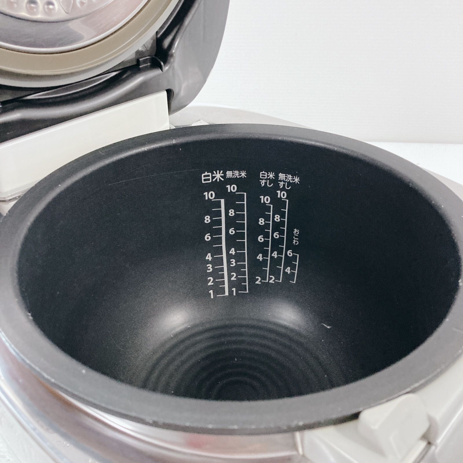 TOSHIBA 東芝真空圧力IHジャー 炊飯器 RC-18VSN 炊飯専用家庭用圧力が