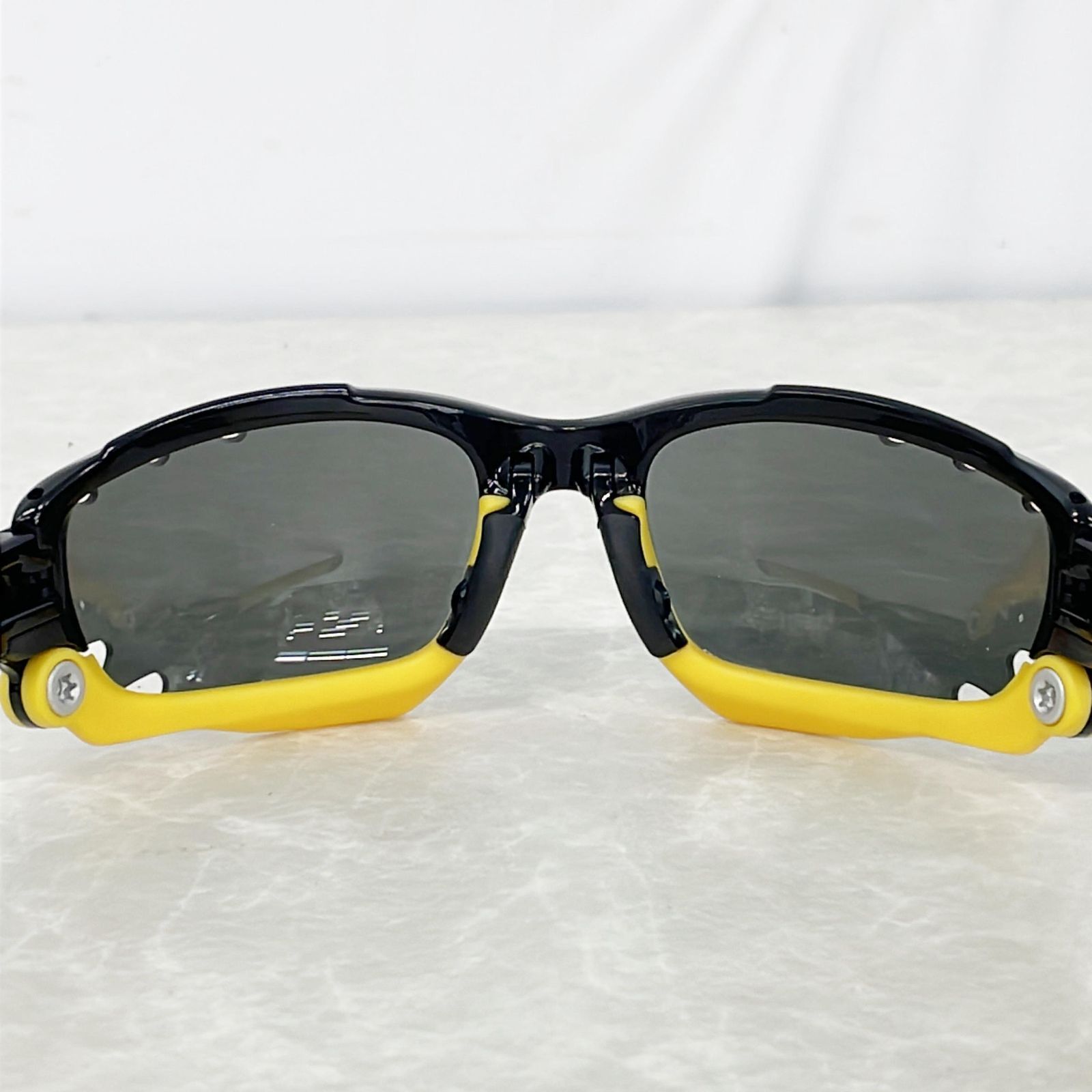 【極美品】オークリー サングラス レーシングジャケット OAKLEY サングラス OAKLEYオークリーサングラス RACINGJACKET- レーシングジャケット -