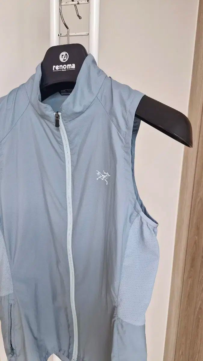 ARC TERYX アークテリクス レディース ウインドブレーカー 登山ベスト XS WWW_NOITHATQUANGTHANH_NET