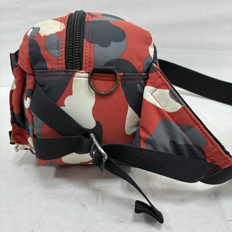 ジ*ニ様 アベイジングエイプOUTDOOR カモフラージュコラボバック A BATHING APE（アベイシングエイプ）の「BAPE X OUTDOOR