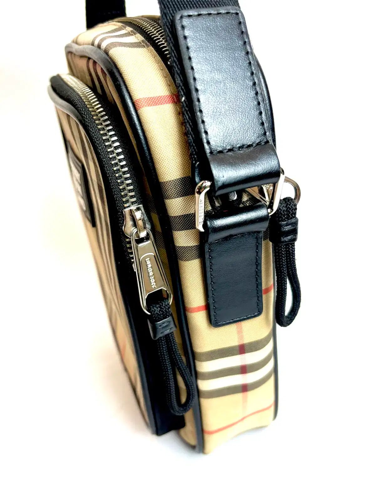 シルバー ノヴァチェック