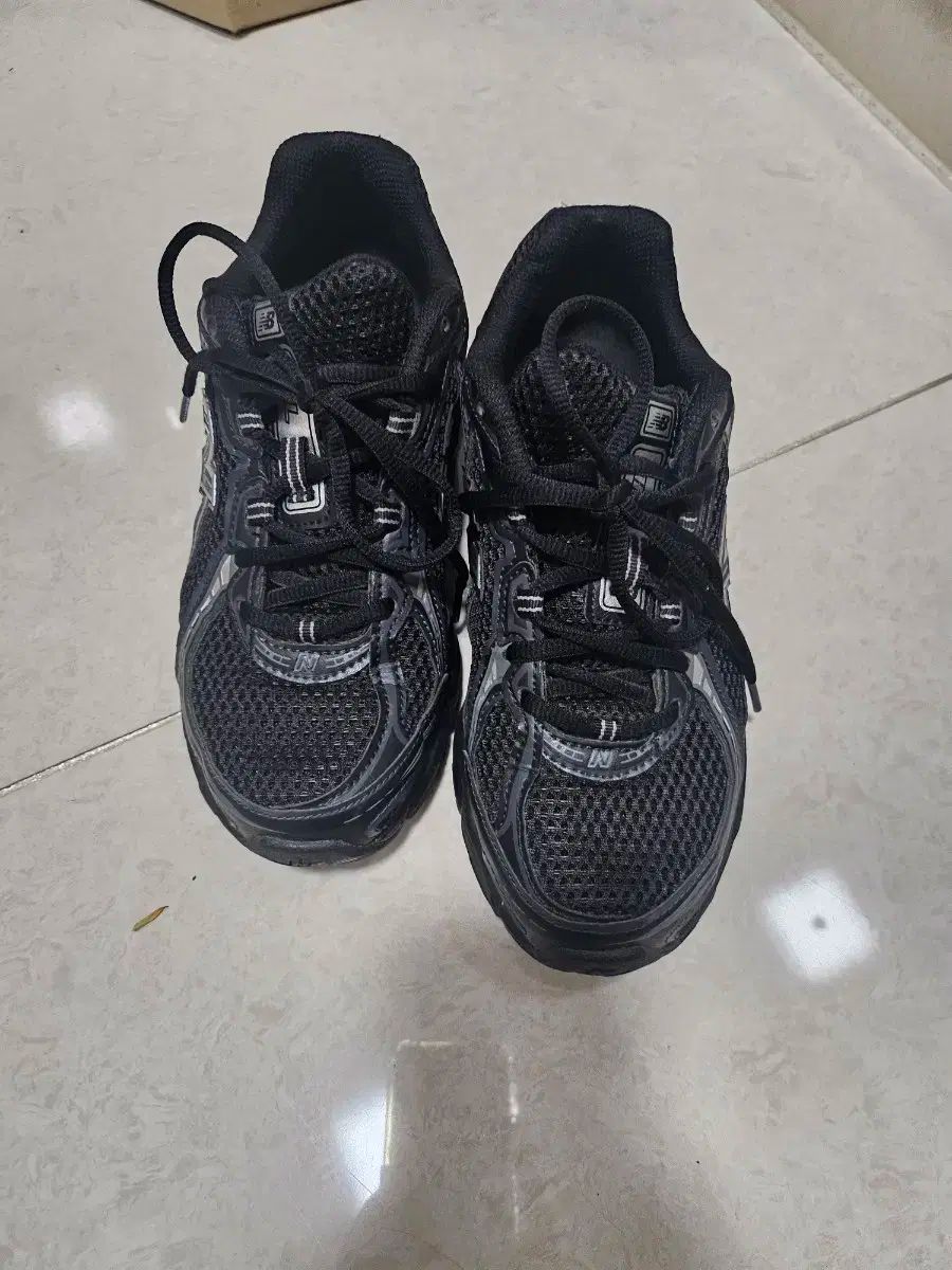 New Balance ニューバランス 740 230 サイズ