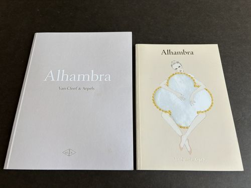 ヴァンクリーフ＆アーペル アルハンブラ ジュエリーカタログ 小冊子付き(Van Cleef＆Arpels: Alhambra)#FB210058
