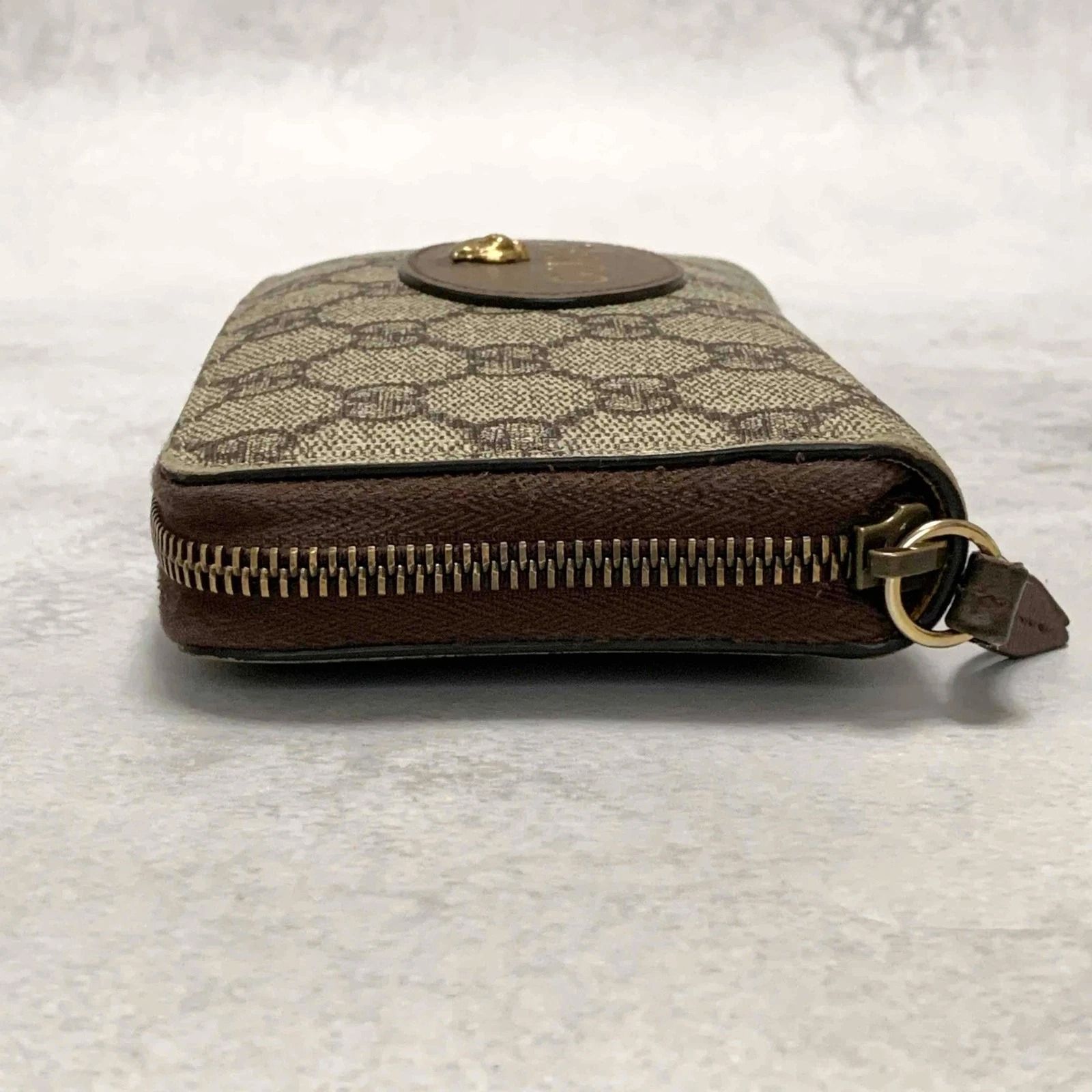 GUCCI グッチ