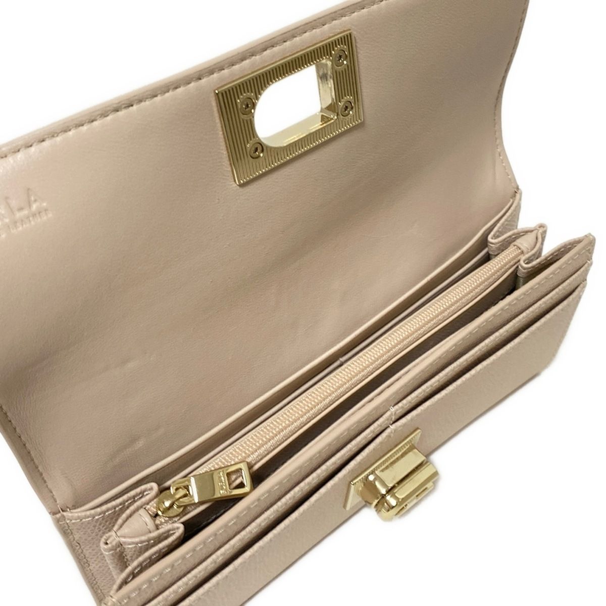 FURLA(フルラ) 長財布美品 1927 ベージュ レザー - メルカリ