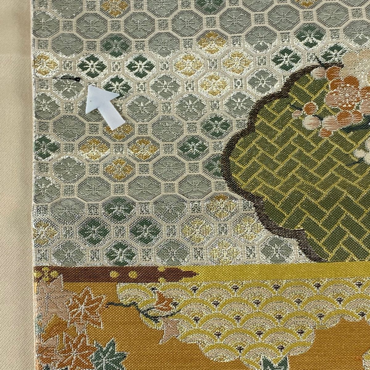 袋帯 美品 秀品 鶴 草花 箔 ベージュ 六通 正絹 【中古】 - メルカリ