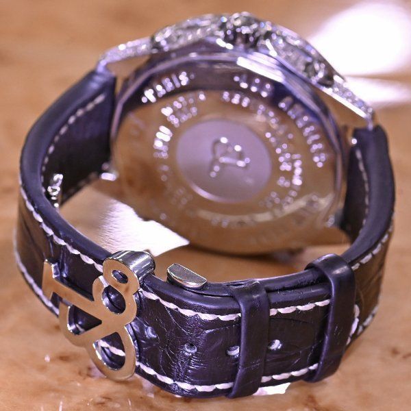 本物 極上品 ジェイコブ 最高峰 ケース 文字盤 ベゼル 全面 純正フルダイヤモンド 5タイムゾーン47 メンズウォッチ 宝飾腕時計 箱 保証書