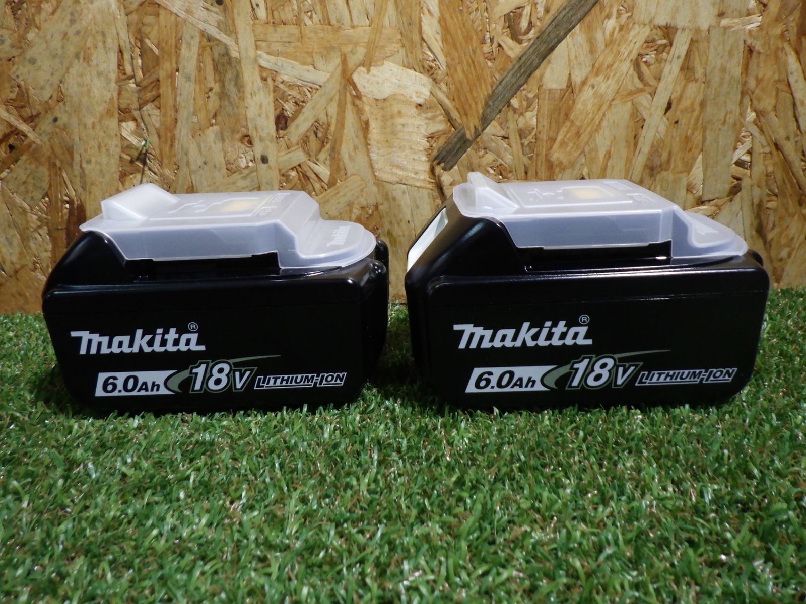 充電器･バッテリー2個･ケース付