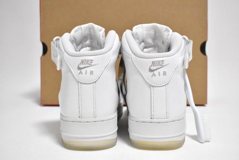 新品 NIKE AIR FORCE 1 MID '07 27.5cm 