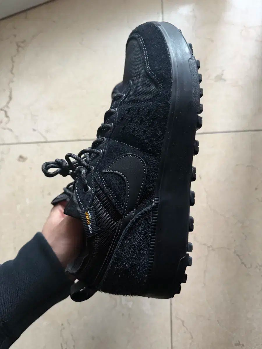 シティ コーデュラ