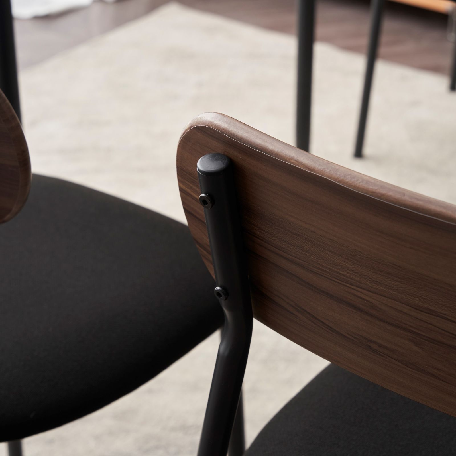 人気品再入荷！！！4人用ダイニングテーブルチェア付きセット 食卓  