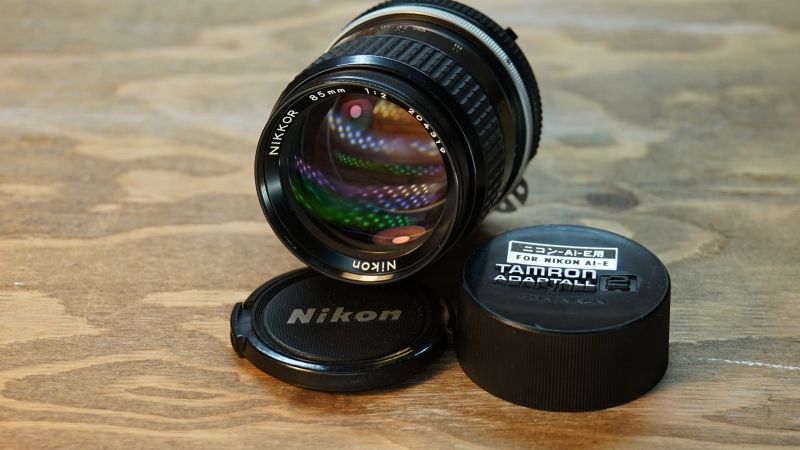 8611 良品 Nikon NIKKOR Ai 85mm F2無油染み - レンズ(単焦点)