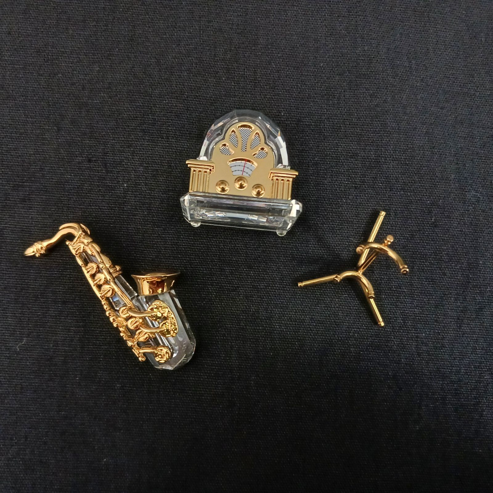 1301 Swarovski スワロフスキー ラジオ・サクソフォンなど 置物