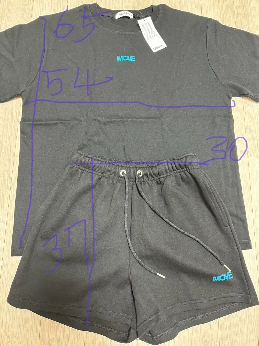 Verish Tシャツとハーフパンツ セット