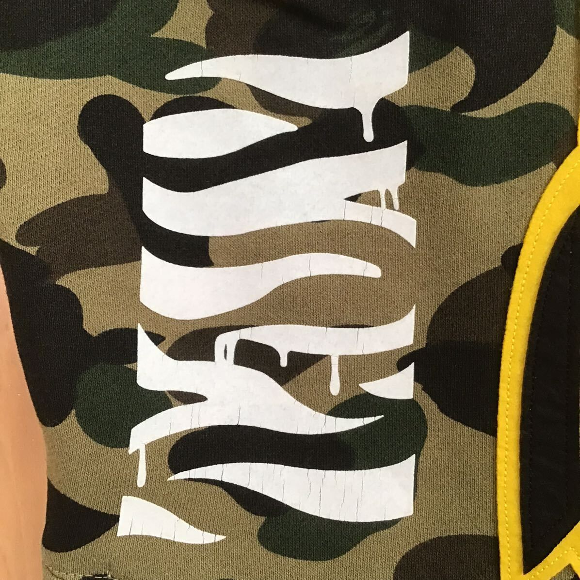 【再値下げ❗️】a bathing ape 阪神タイガース コラボパーカー RufeDWp3r9uUVZoiJeQtJU.jpg@jpg