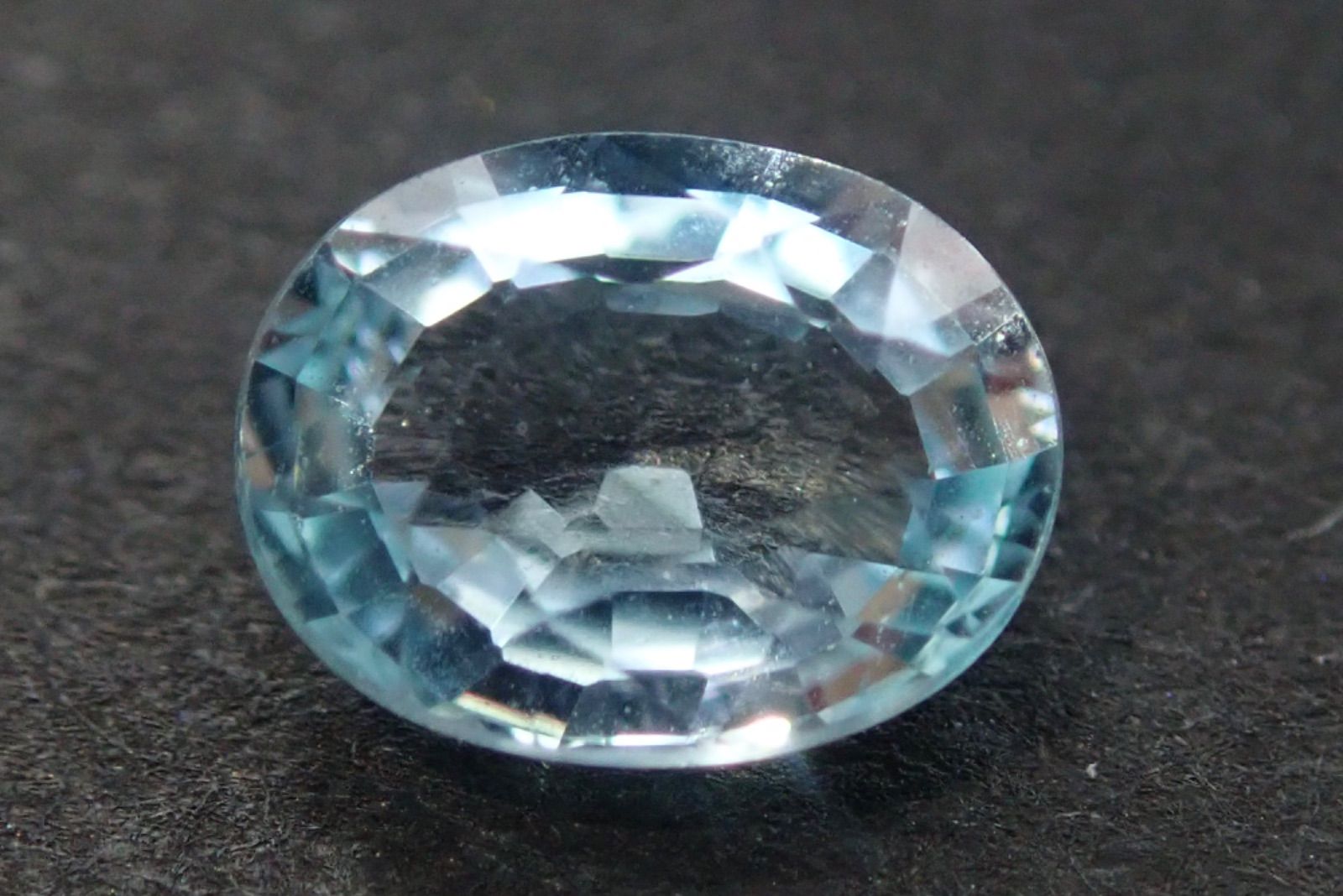 天然パライバトルマリン ルース 0.38ct 約4mm×5mm 【公式通販】