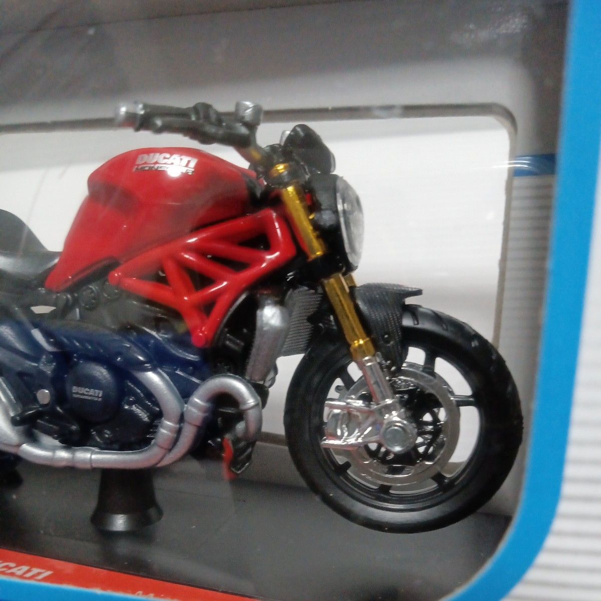 Maisto「1/18　 DUCATI　Monster　1200 S」ドゥカティ　モンスター　バイク オートバイ　ミニカー　マイスト
