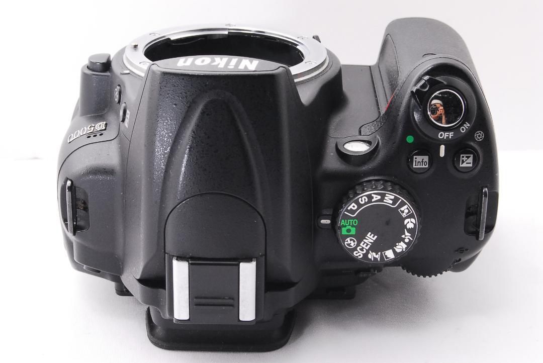 ❤シャッター新品級 Nikon D5000 一眼レフ スマホ転送 ニコン ✨シャッター新品級 Nikon D5000 一眼レフ カメラ スマホ転送 ニコン
