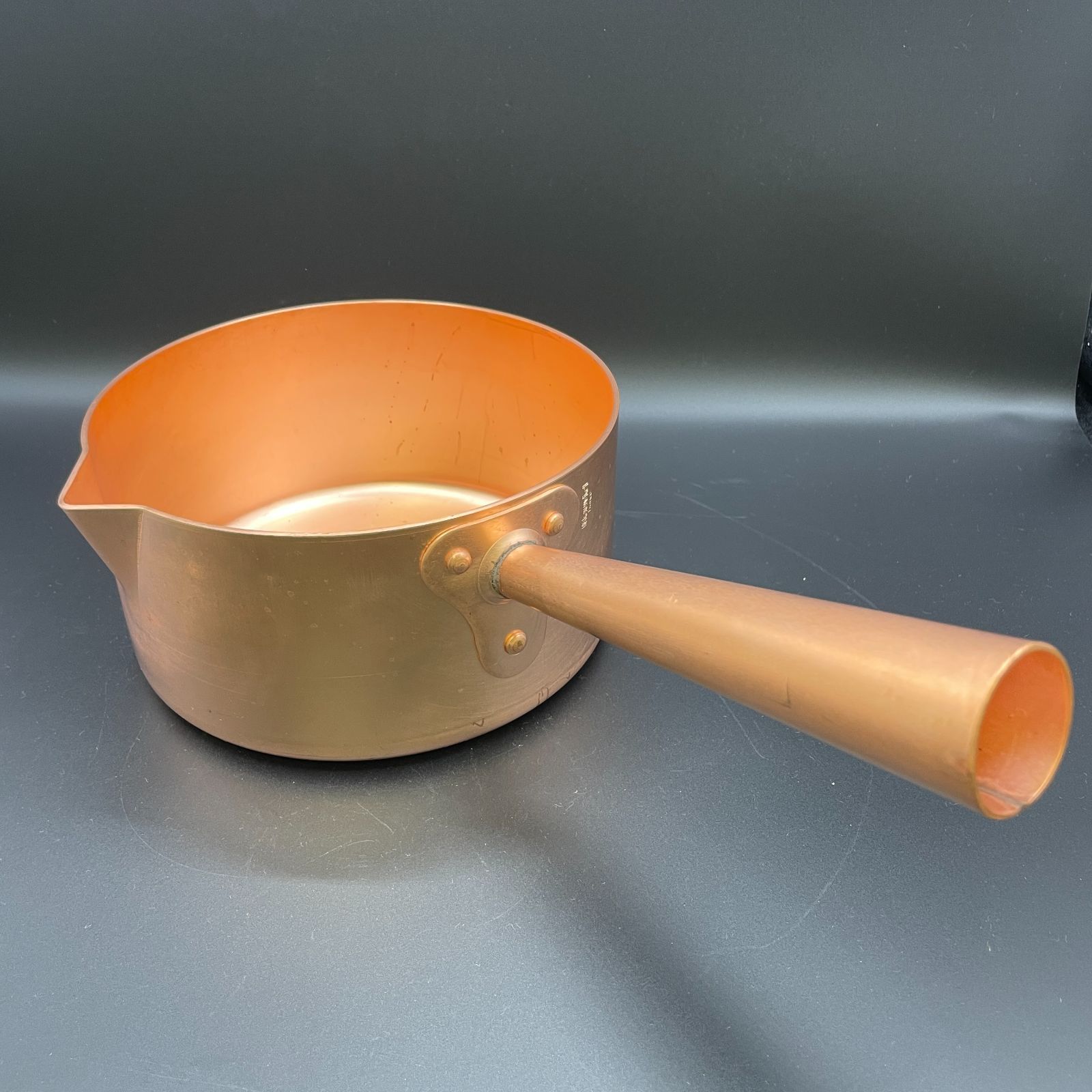 新品・未使用】MAUVIEL（ムヴィエール） 銅製ポエロン鍋